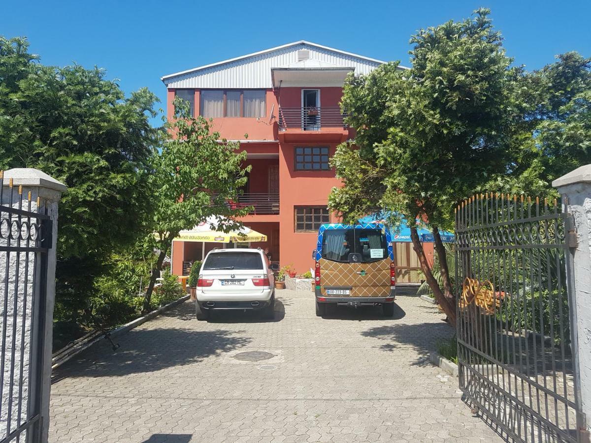קובולטי Hotel Near The Sea מראה חיצוני תמונה